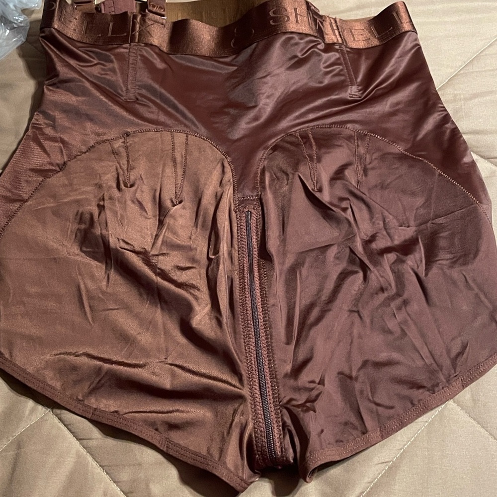 Shapellx Shapewear XXL -NEW